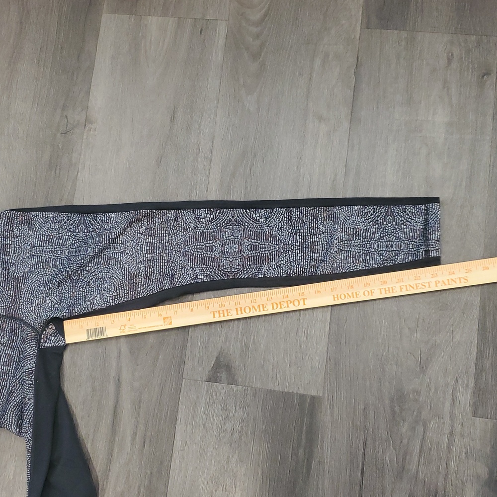 Lululemon Athletica Patterned Black Leggings - image 7